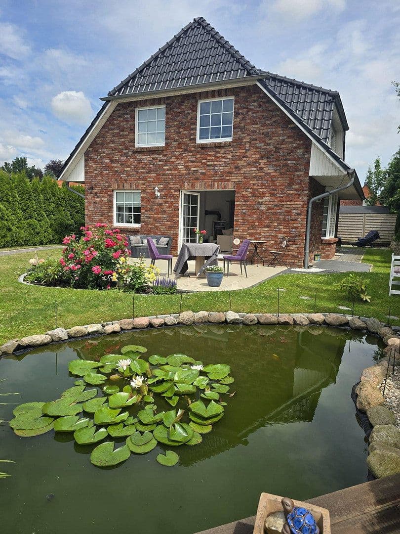 Prodej domu 120 m², pozemek 503 m², Steinburg, Šlesvicko-Holštýnsko Prodej domu 120 m², pozemek 503 m², Steinburg, Šlesvicko-Holštýnsko