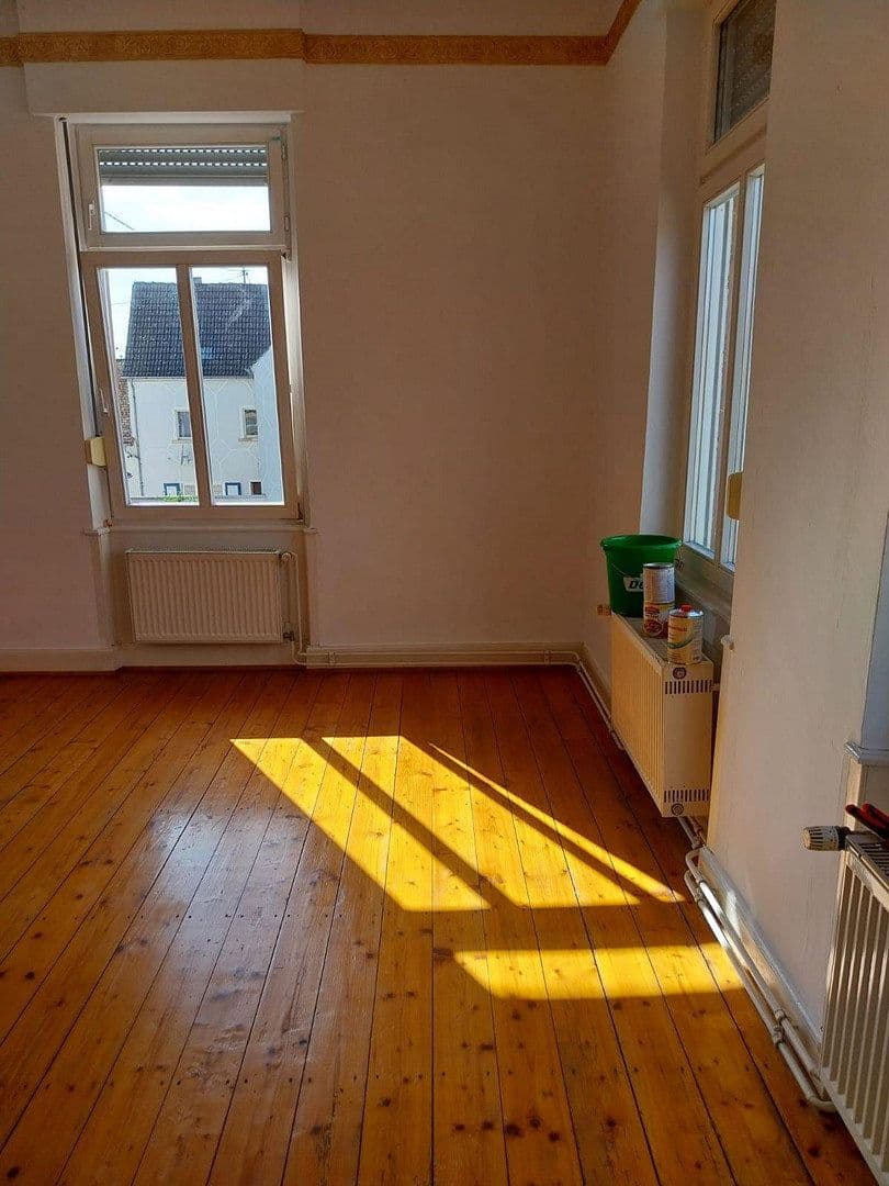 Pronájem bytu 3+kk 96 m², Hinterhofstr. 71, Eich, Porýní-Falc Pronájem bytu 3+kk 96 m², Hinterhofstr. 71, Eich, Porýní-Falc