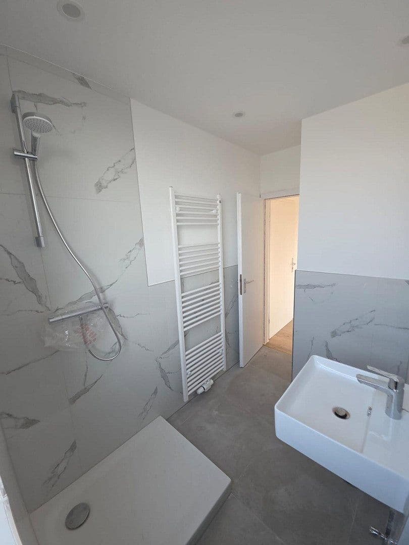 Pronájem bytu 2+1 65 m², Neckarsulm, Bádensko-Württembersko Pronájem bytu 2+1 65 m², Neckarsulm, Bádensko-Württembersko