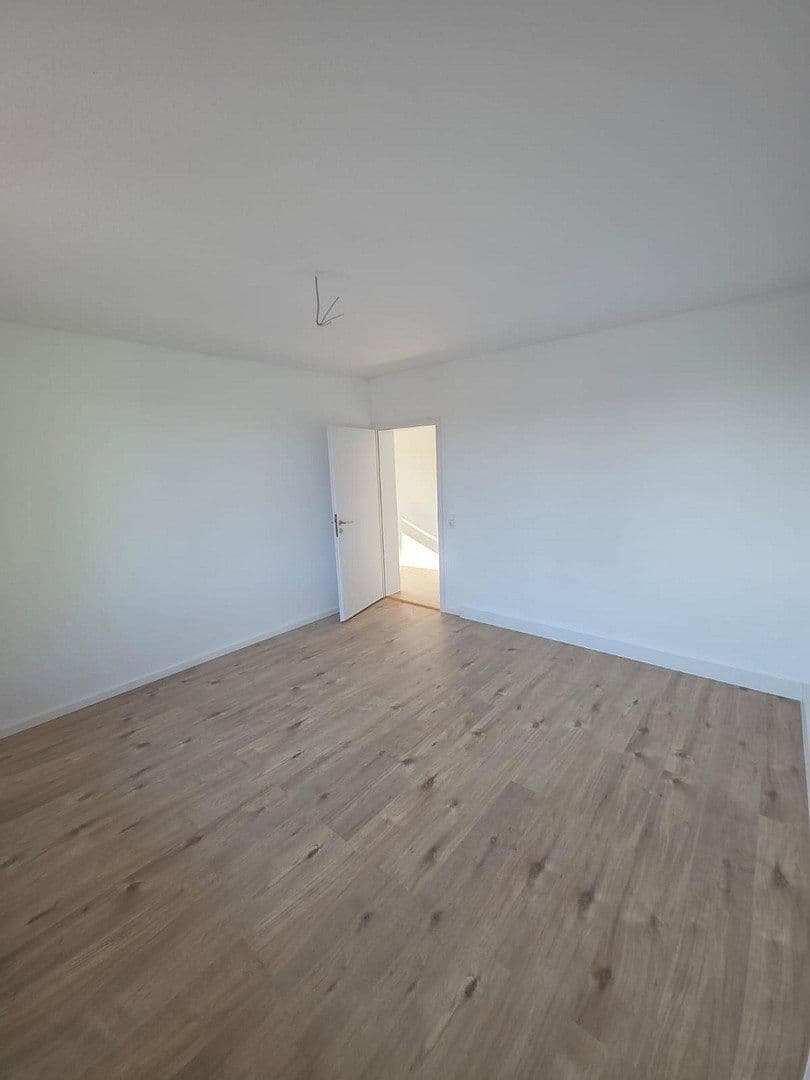 Pronájem bytu 2+1 65 m², Neckarsulm, Bádensko-Württembersko Pronájem bytu 2+1 65 m², Neckarsulm, Bádensko-Württembersko
