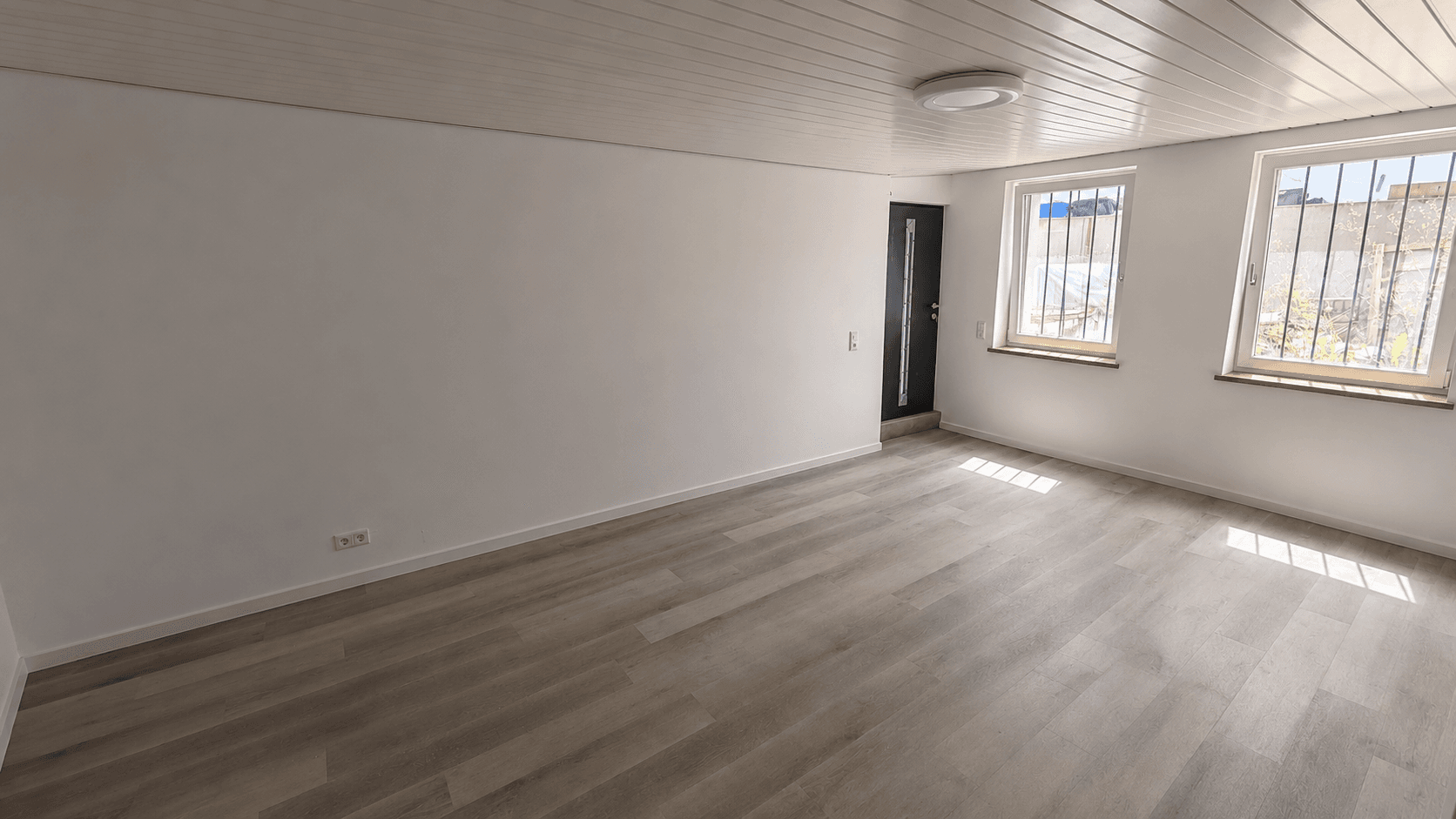 Pronájem bytu 2+1 53 m², Bruchsal, Bádensko-Württembersko Pronájem bytu 2+1 53 m², Bruchsal, Bádensko-Württembersko