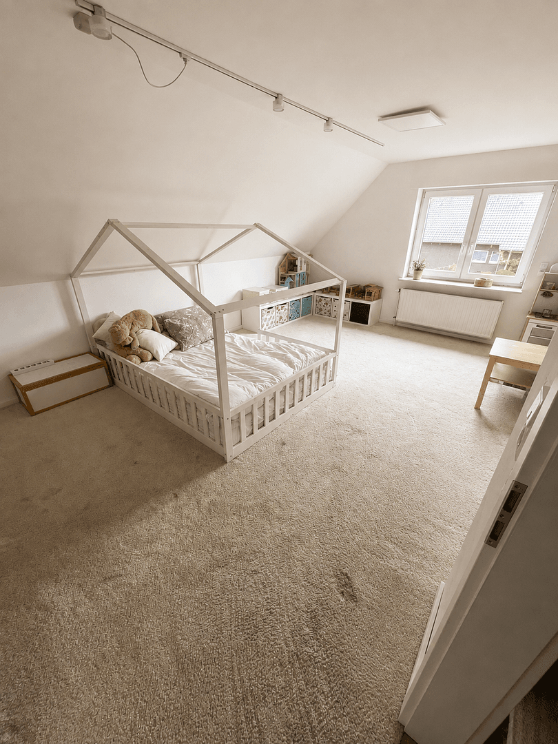 Prodej domu 210 m², pozemek 826 m², Apen, Dolní Sasko Prodej domu 210 m², pozemek 826 m², Apen, Dolní Sasko