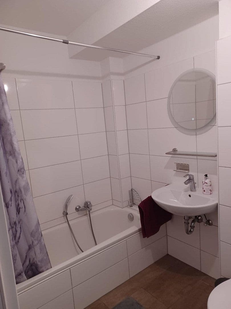 Pronájem bytu 3+1 99 m², Bad Soden-Salmünster, Hessen Pronájem bytu 3+1 99 m², Bad Soden-Salmünster, Hessen