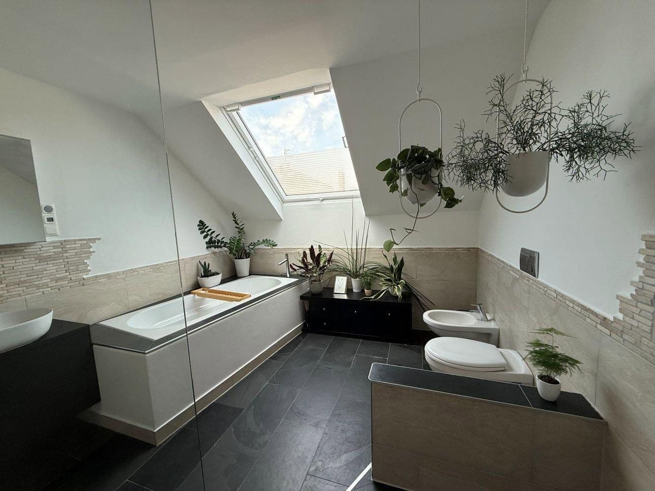 Prodej bytu 3+kk 95 m², Frankfurt am Main, Hessen Prodej bytu 3+kk 95 m², Frankfurt am Main, Hessen
