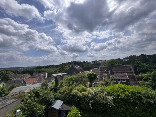 Prodej domu 114 m², pozemek 345 m², Wuppertal, Severní Porýní-Vestfálsko Prodej domu 114 m², pozemek 345 m², Wuppertal, Severní Porýní-Vestfálsko