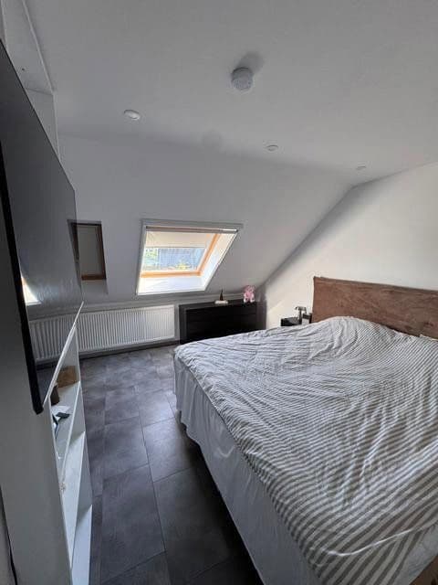 Prodej domu 114 m², pozemek 345 m², Wuppertal, Severní Porýní-Vestfálsko Prodej domu 114 m², pozemek 345 m², Wuppertal, Severní Porýní-Vestfálsko