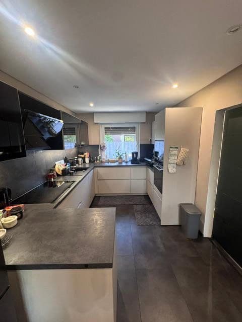 Prodej domu 114 m², pozemek 345 m², Wuppertal, Severní Porýní-Vestfálsko Prodej domu 114 m², pozemek 345 m², Wuppertal, Severní Porýní-Vestfálsko