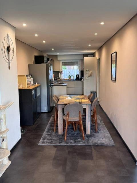 Prodej domu 114 m², pozemek 345 m², Wuppertal, Severní Porýní-Vestfálsko Prodej domu 114 m², pozemek 345 m², Wuppertal, Severní Porýní-Vestfálsko