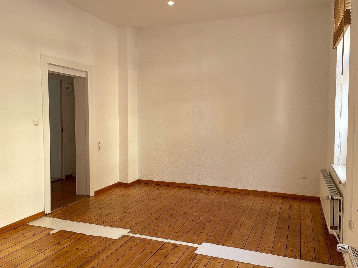 Pronájem bytu 2+1 69 m², Hahnenstraße 9, Hannover, Dolní Sasko Pronájem bytu 2+1 69 m², Hahnenstraße 9, Hannover, Dolní Sasko