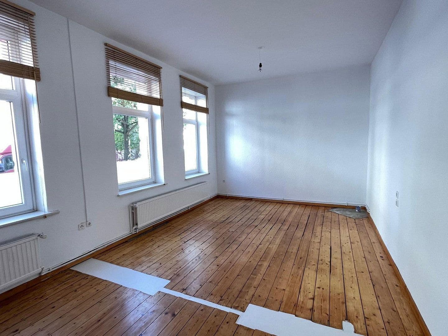 Pronájem bytu 2+1 69 m², Hahnenstraße 9, Hannover, Dolní Sasko Pronájem bytu 2+1 69 m², Hahnenstraße 9, Hannover, Dolní Sasko