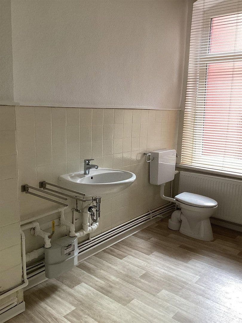 Pronájem bytu 2+1 69 m², Hahnenstraße 9, Hannover, Dolní Sasko Pronájem bytu 2+1 69 m², Hahnenstraße 9, Hannover, Dolní Sasko