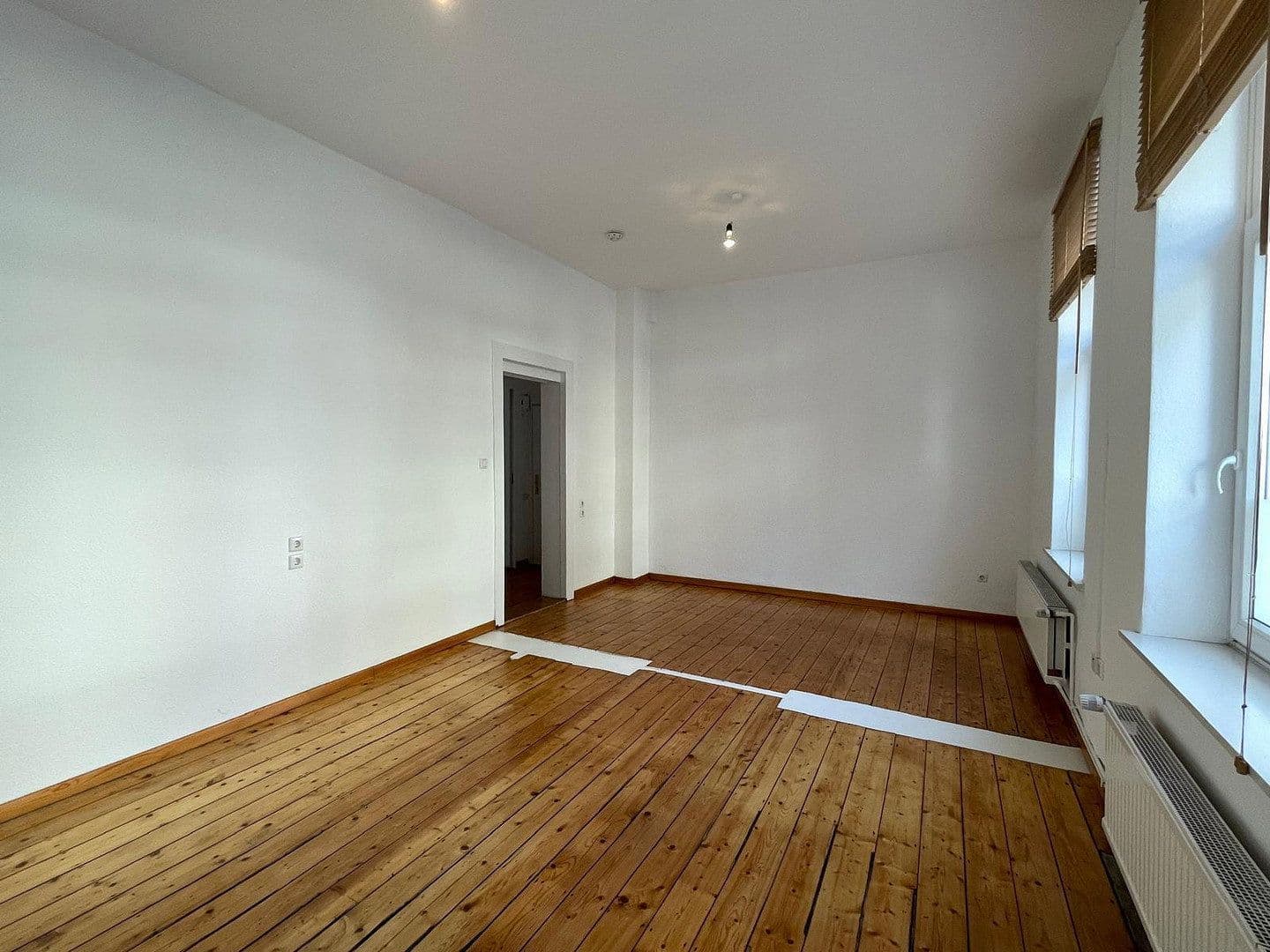 Pronájem bytu 2+1 69 m², Hahnenstraße 9, Hannover, Dolní Sasko Pronájem bytu 2+1 69 m², Hahnenstraße 9, Hannover, Dolní Sasko