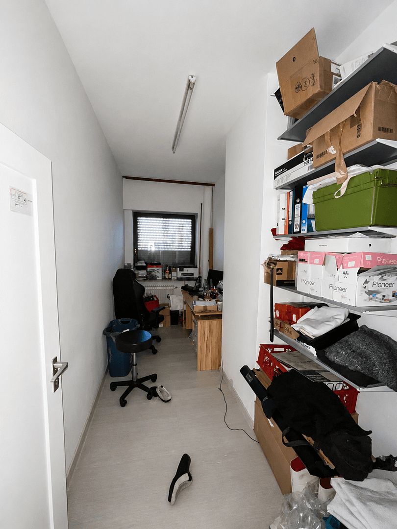 Pronájem nebytového prostoru 137 m², Von-der-Tann-Straße 156, Nürnberg, Bavorsko Pronájem nebytového prostoru 137 m², Von-der-Tann-Straße 156, Nürnberg, Bavorsko