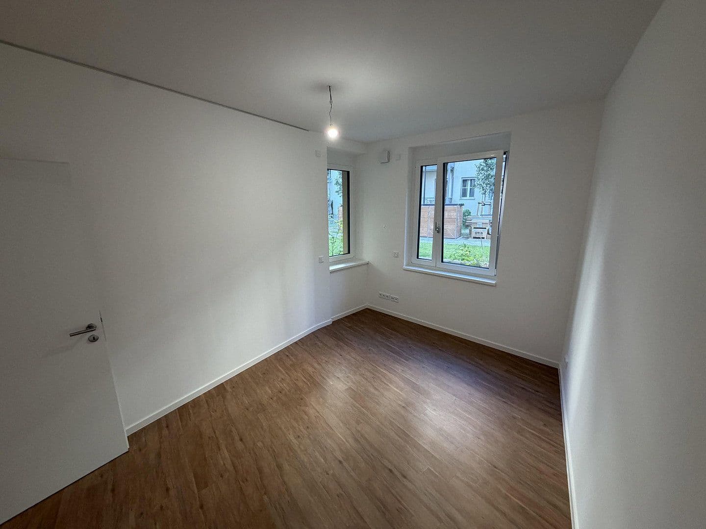 Pronájem bytu 2+1 61 m², Sonntagstr. 23, Berlin, Berlín Pronájem bytu 2+1 61 m², Sonntagstr. 23, Berlin, Berlín