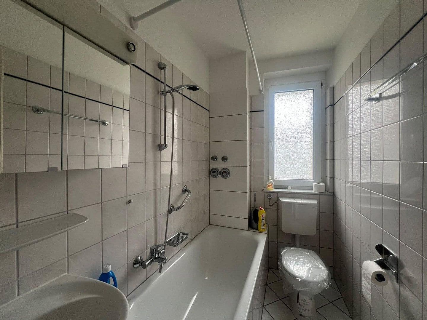Pronájem bytu 2+1 65 m², Weiherstraße 3, Mannheim, Bádensko-Württembersko Pronájem bytu 2+1 65 m², Weiherstraße 3, Mannheim, Bádensko-Württembersko