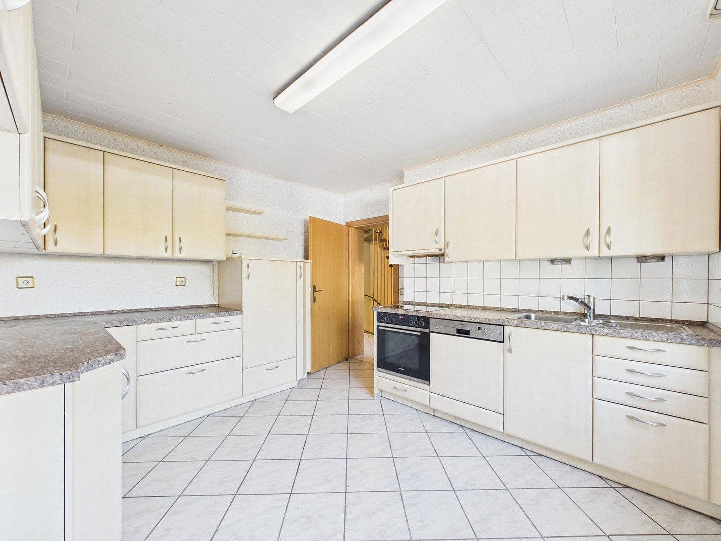 Prodej domu 131 m², pozemek 174 m², Nürnberg, Bavorsko Prodej domu 131 m², pozemek 174 m², Nürnberg, Bavorsko