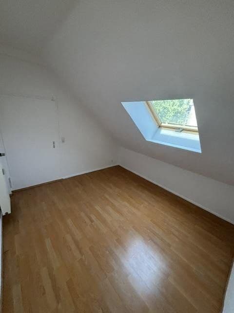 Pronájem bytu 3+1 85 m², Wiesbaden, Hessen Pronájem bytu 3+1 85 m², Wiesbaden, Hessen