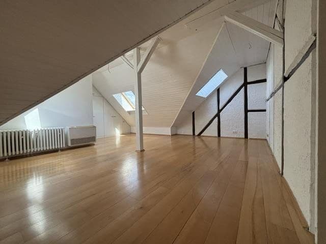 Pronájem bytu 3+1 85 m², Wiesbaden, Hessen Pronájem bytu 3+1 85 m², Wiesbaden, Hessen