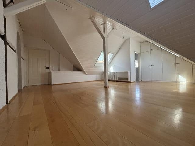 Pronájem bytu 3+1 85 m², Wiesbaden, Hessen Pronájem bytu 3+1 85 m², Wiesbaden, Hessen