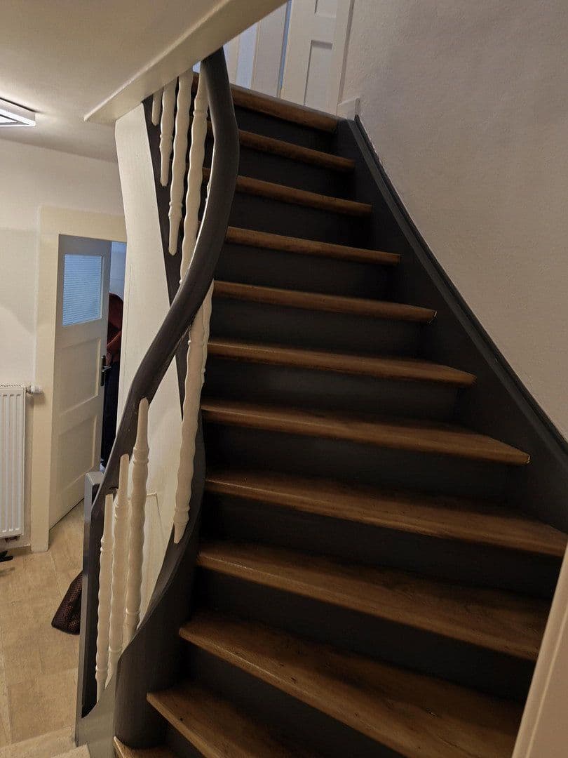 Prodej domu 83 m², pozemek 190 m², Neugasse 38, Ober-Mörlen, Hessen Prodej domu 83 m², pozemek 190 m², Neugasse 38, Ober-Mörlen, Hessen