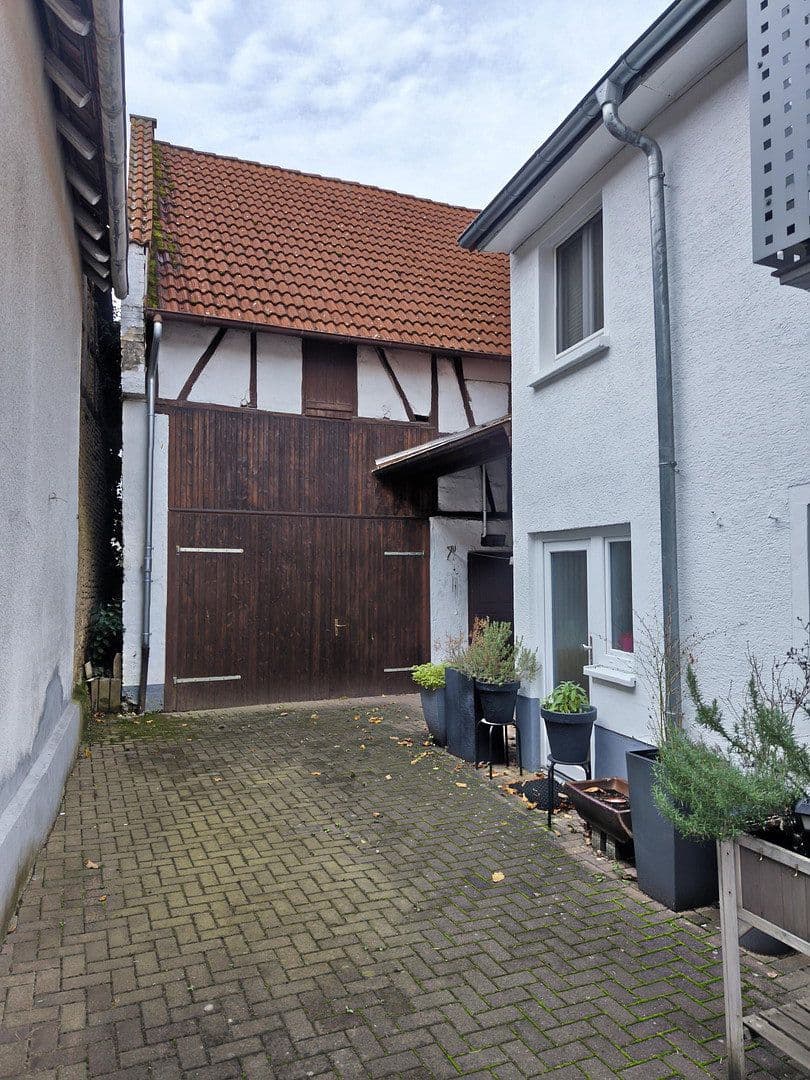 Prodej domu 83 m², pozemek 190 m², Neugasse 38, Ober-Mörlen, Hessen Prodej domu 83 m², pozemek 190 m², Neugasse 38, Ober-Mörlen, Hessen