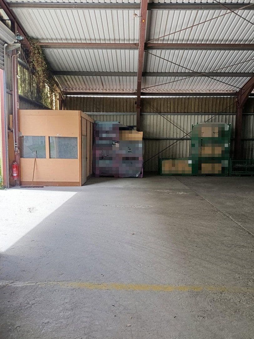 Pronájem nebytového prostoru 2.510 m², Im Gewerbepark 1, Hunderdorf, Bavorsko Pronájem nebytového prostoru 2.510 m², Im Gewerbepark 1, Hunderdorf, Bavorsko