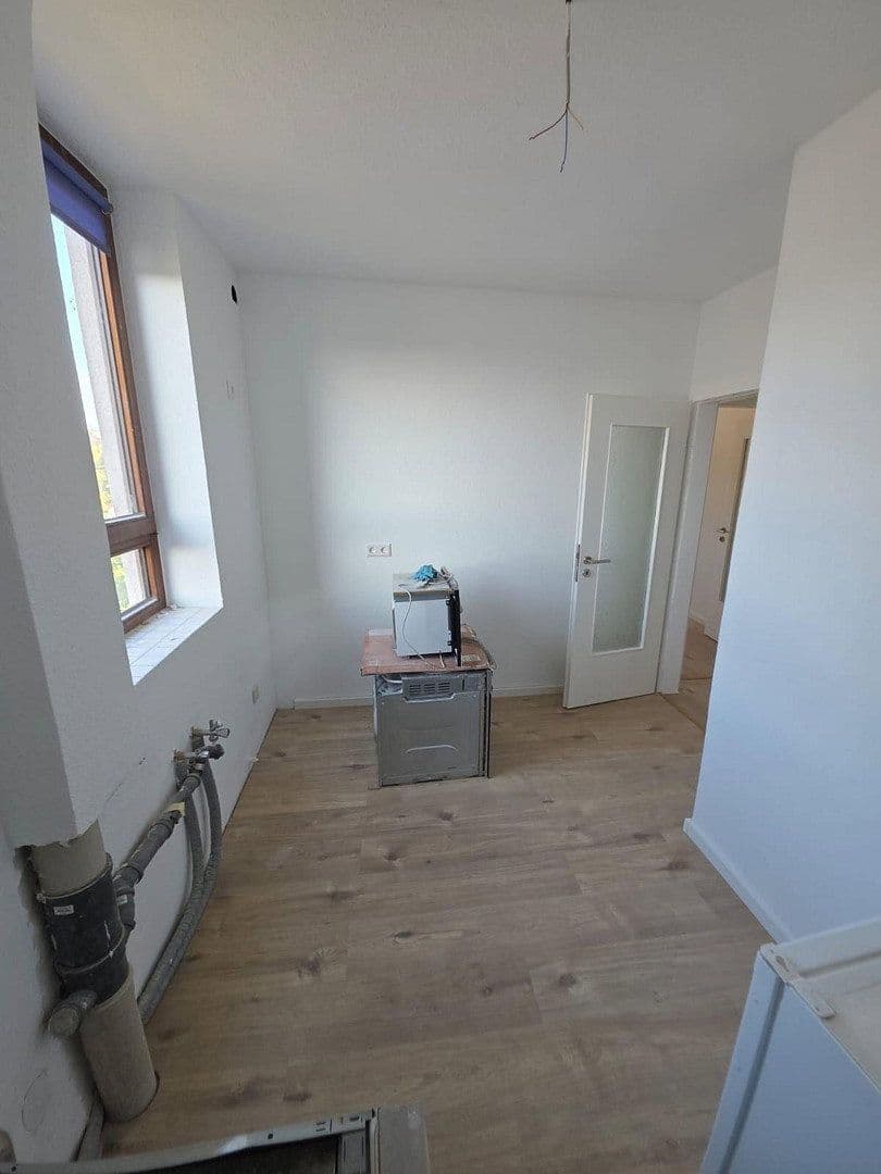 Pronájem bytu 3+1 82 m², Ulmer Strasse 7, Neckarsulm, Bádensko-Württembersko Pronájem bytu 3+1 82 m², Ulmer Strasse 7, Neckarsulm, Bádensko-Württembersko