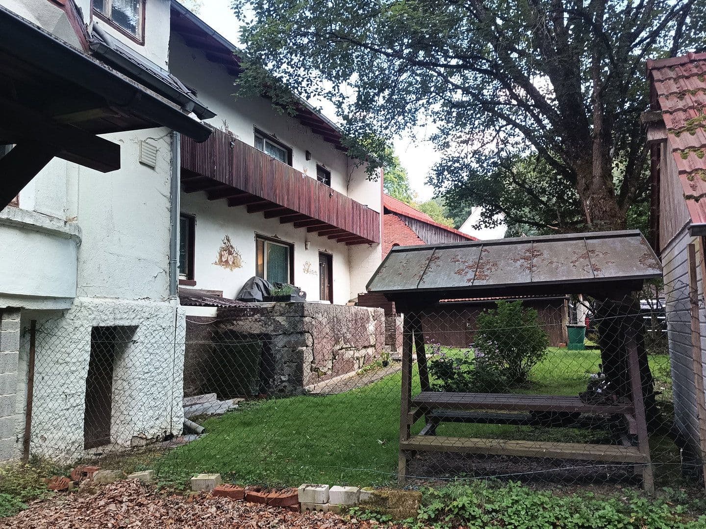 Prodej domu 180 m², pozemek 3.848 m², Wolfskehle 52, Kulmbach, Bavorsko Prodej domu 180 m², pozemek 3.848 m², Wolfskehle 52, Kulmbach, Bavorsko