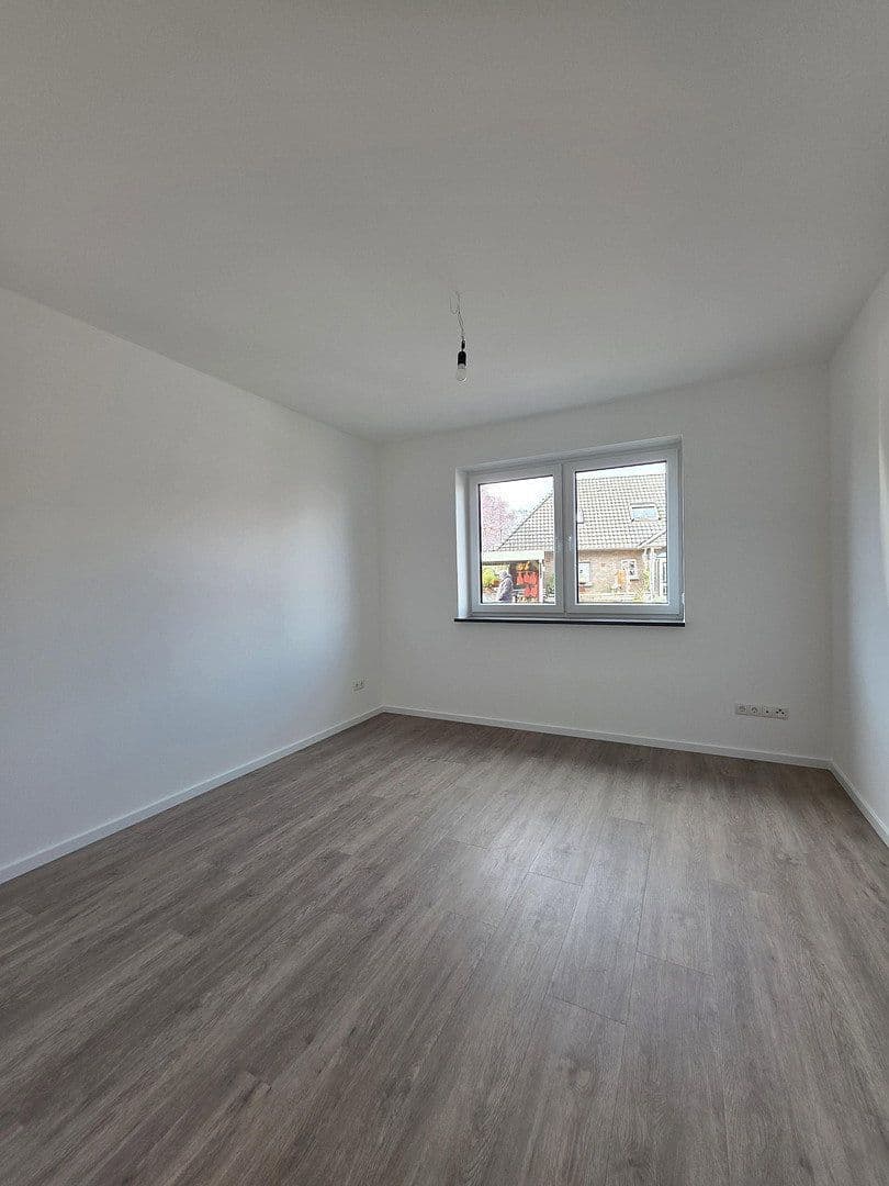 Pronájem bytu 3+1 78 m², Garrel, Dolní Sasko Pronájem bytu 3+1 78 m², Garrel, Dolní Sasko