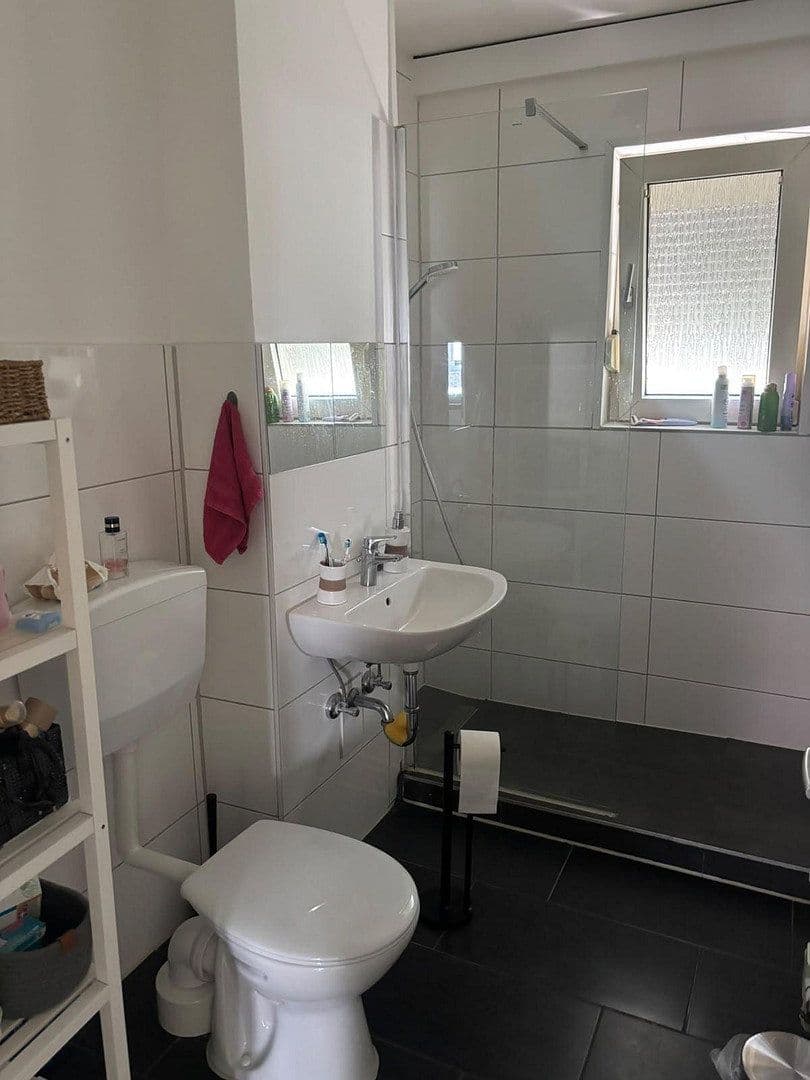 Pronájem bytu 3+1 64 m², Wattenbachstr. 12, Essen, Severní Porýní-Vestfálsko Pronájem bytu 3+1 64 m², Wattenbachstr. 12, Essen, Severní Porýní-Vestfálsko
