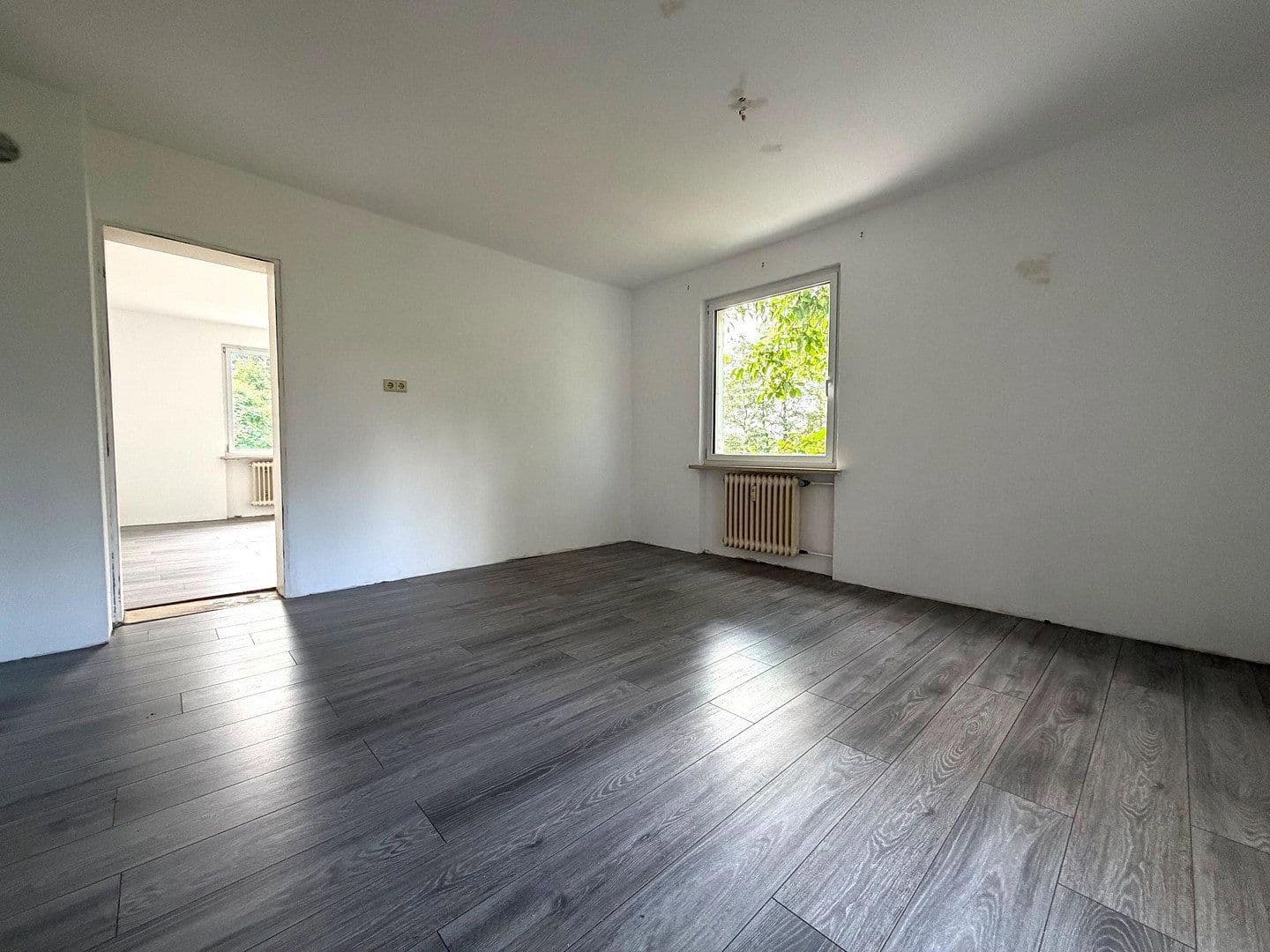Prodej domu 275 m², pozemek 1.037 m², Bärnreuth 33, Bad Berneck im Fichtelgebirge, Bavorsko Prodej domu 275 m², pozemek 1.037 m², Bärnreuth 33, Bad Berneck im Fichtelgebirge, Bavorsko