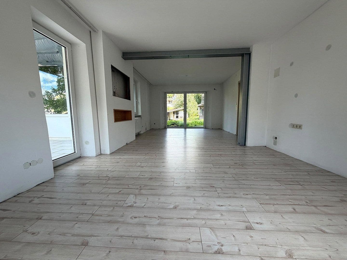 Prodej domu 275 m², pozemek 1.037 m², Bärnreuth 33, Bad Berneck im Fichtelgebirge, Bavorsko Prodej domu 275 m², pozemek 1.037 m², Bärnreuth 33, Bad Berneck im Fichtelgebirge, Bavorsko