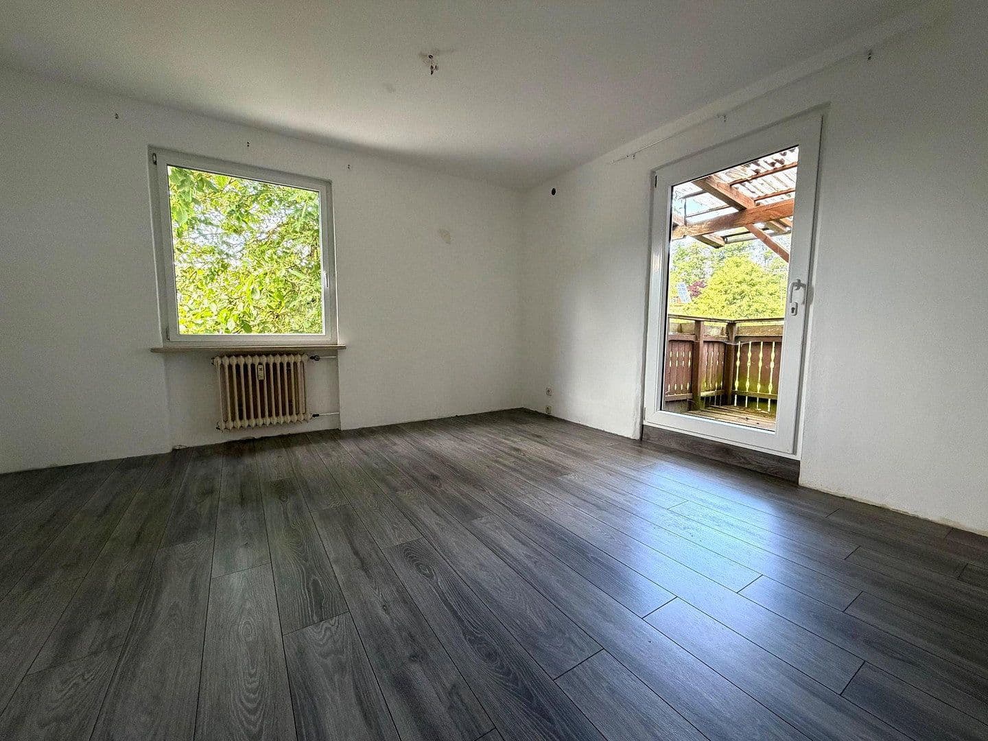Prodej domu 275 m², pozemek 1.037 m², Bärnreuth 33, Bad Berneck im Fichtelgebirge, Bavorsko Prodej domu 275 m², pozemek 1.037 m², Bärnreuth 33, Bad Berneck im Fichtelgebirge, Bavorsko