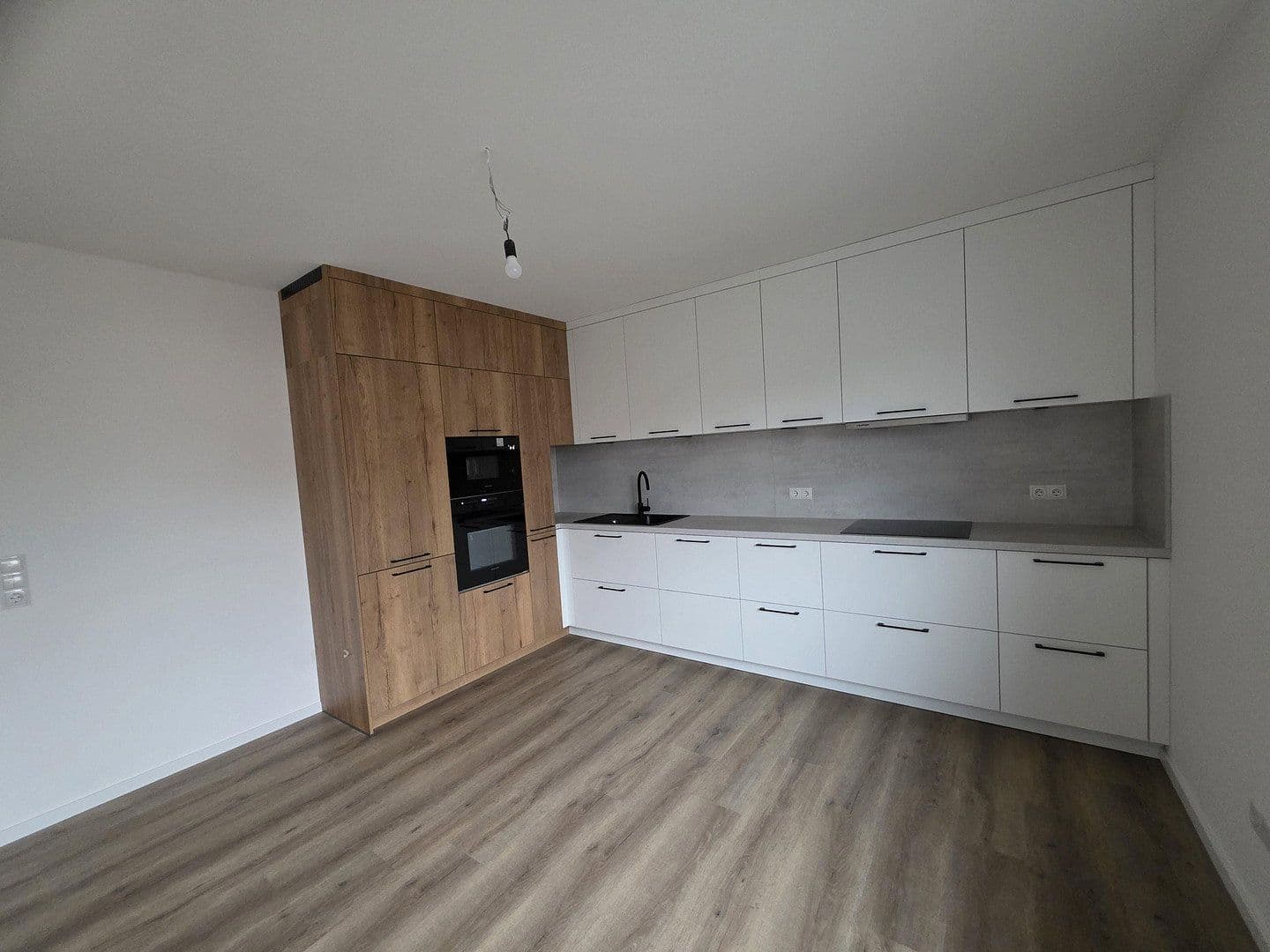 Pronájem bytu 3+1 106 m², Cloppenburg, Dolní Sasko Pronájem bytu 3+1 106 m², Cloppenburg, Dolní Sasko