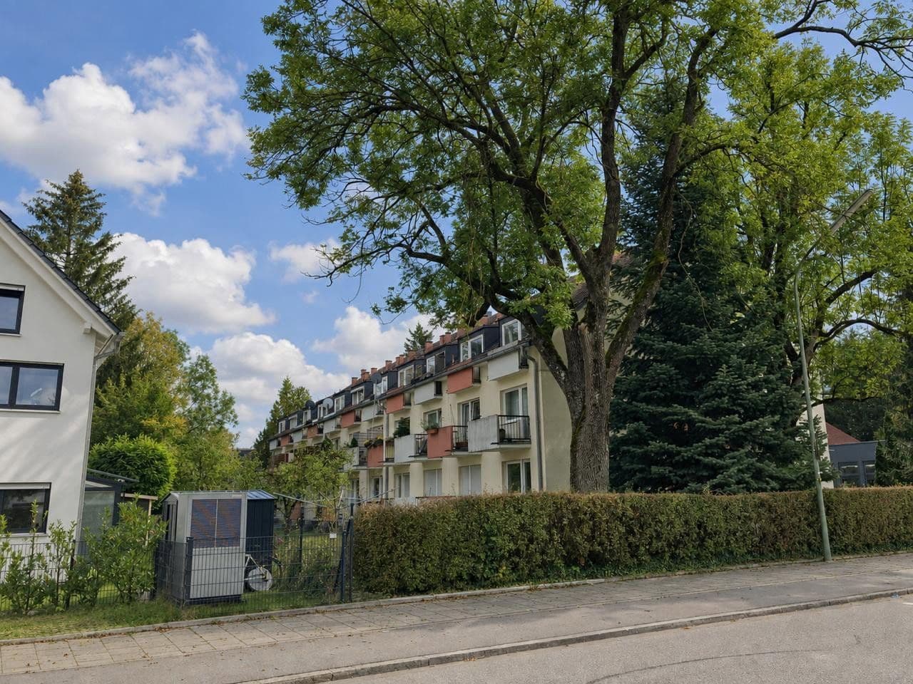 Pronájem bytu 1+1 24 m², Bad-Berneck-Straße 1, München, Bavorsko Pronájem bytu 1+1 24 m², Bad-Berneck-Straße 1, München, Bavorsko