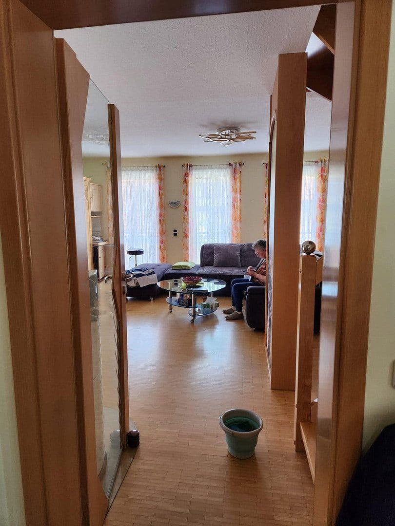 Pronájem domu 110 m², pozemek 400 m², Mühlbachstr., 14/b, Ebermannstadt, Bavorsko Pronájem domu 110 m², pozemek 400 m², Mühlbachstr., 14/b, Ebermannstadt, Bavorsko