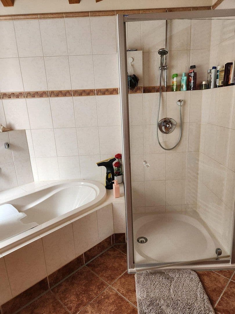 Pronájem domu 110 m², pozemek 400 m², Mühlbachstr., 14/b, Ebermannstadt, Bavorsko Pronájem domu 110 m², pozemek 400 m², Mühlbachstr., 14/b, Ebermannstadt, Bavorsko