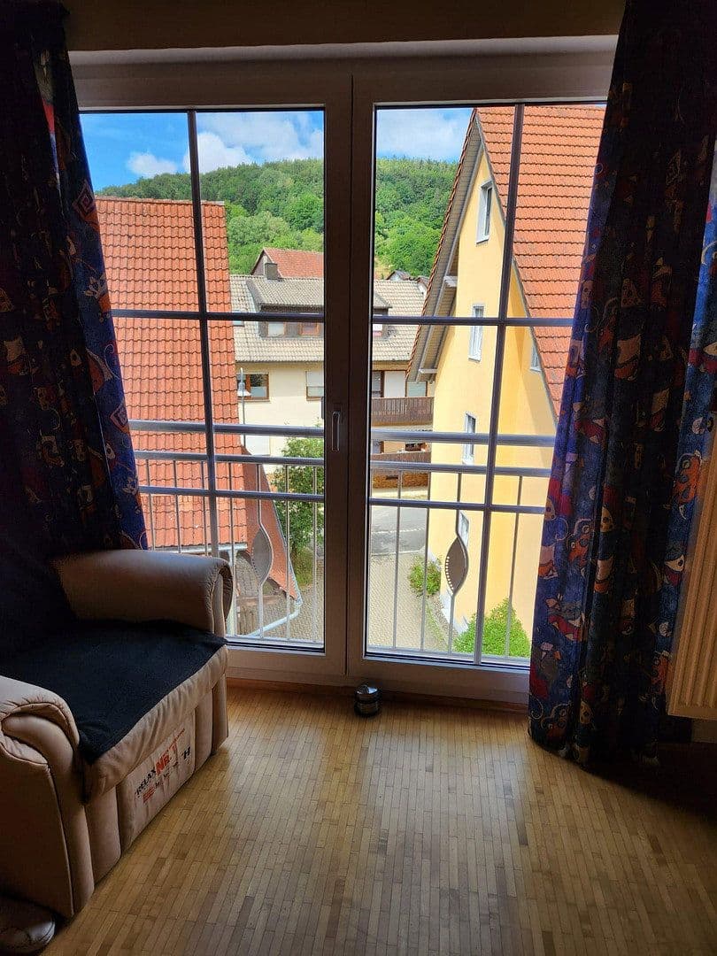 Pronájem domu 110 m², pozemek 400 m², Mühlbachstr., 14/b, Ebermannstadt, Bavorsko Pronájem domu 110 m², pozemek 400 m², Mühlbachstr., 14/b, Ebermannstadt, Bavorsko