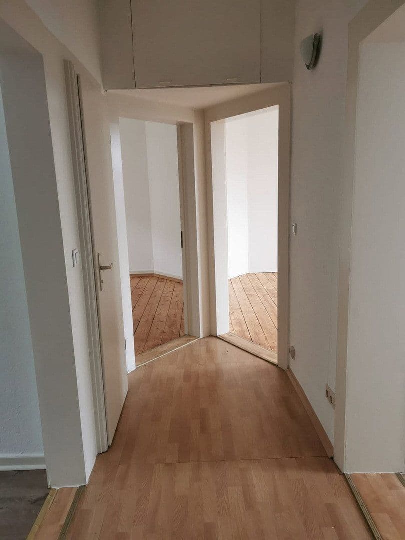Pronájem bytu 3+1 78 m², Offenbach, Hessen Pronájem bytu 3+1 78 m², Offenbach, Hessen