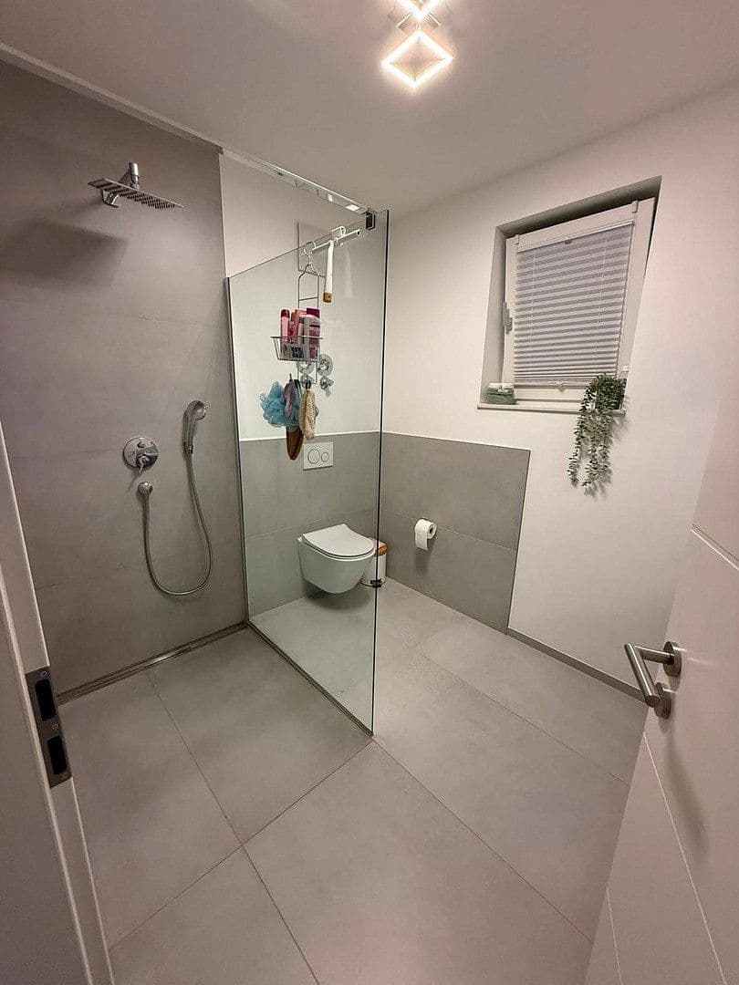 Pronájem bytu 3+1 80 m², Obernburg am Main, Bavorsko Pronájem bytu 3+1 80 m², Obernburg am Main, Bavorsko