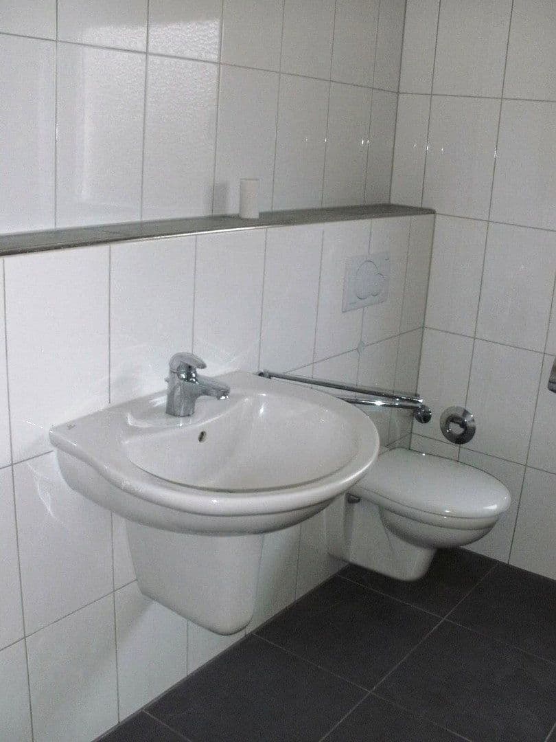 Pronájem bytu 3+kk 100 m², Alzenau, Bavorsko Pronájem bytu 3+kk 100 m², Alzenau, Bavorsko
