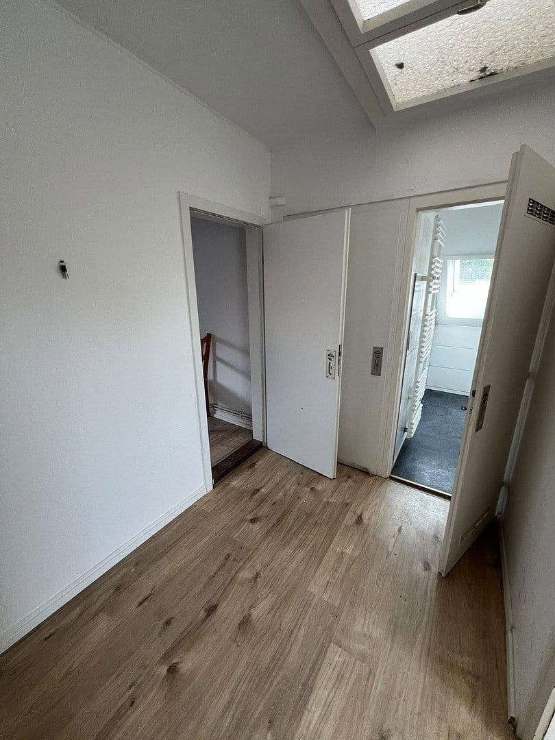 Pronájem bytu 3+1 83 m², Hauptstraße 122, Mölln, Šlesvicko-Holštýnsko Pronájem bytu 3+1 83 m², Hauptstraße 122, Mölln, Šlesvicko-Holštýnsko