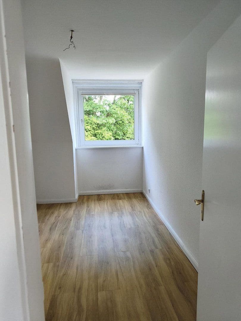 Pronájem bytu 3+1 57 m², Paul-Sorge-Straße 92, Hamburg, Hamburg Pronájem bytu 3+1 57 m², Paul-Sorge-Straße 92, Hamburg, Hamburg