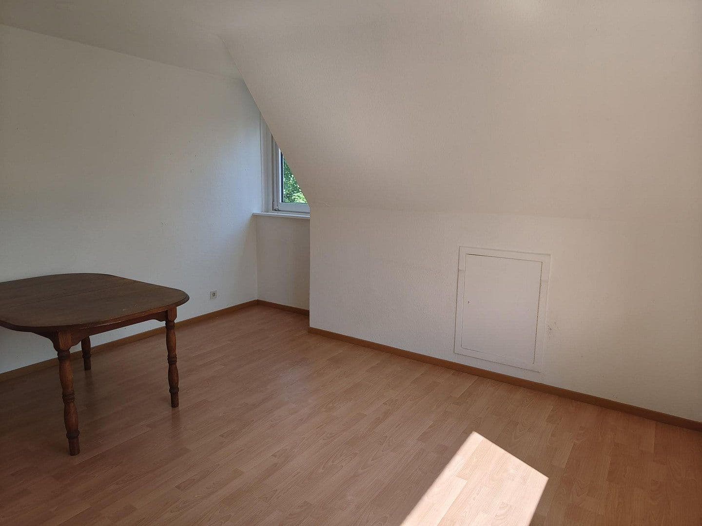 Pronájem bytu 3+1 57 m², Paul-Sorge-Straße 92, Hamburg, Hamburg Pronájem bytu 3+1 57 m², Paul-Sorge-Straße 92, Hamburg, Hamburg