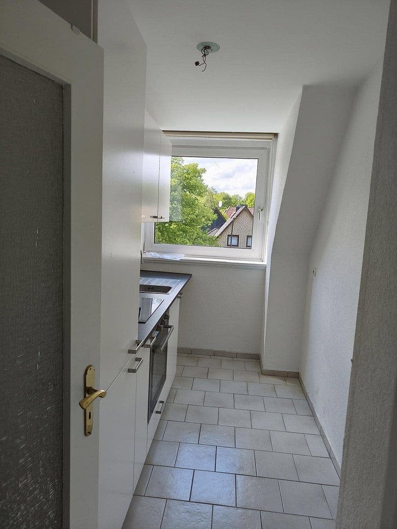 Pronájem bytu 3+1 57 m², Paul-Sorge-Straße 92, Hamburg, Hamburg Pronájem bytu 3+1 57 m², Paul-Sorge-Straße 92, Hamburg, Hamburg