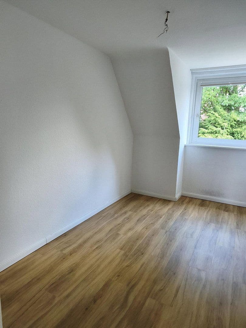 Pronájem bytu 3+1 57 m², Paul-Sorge-Straße 92, Hamburg, Hamburg Pronájem bytu 3+1 57 m², Paul-Sorge-Straße 92, Hamburg, Hamburg