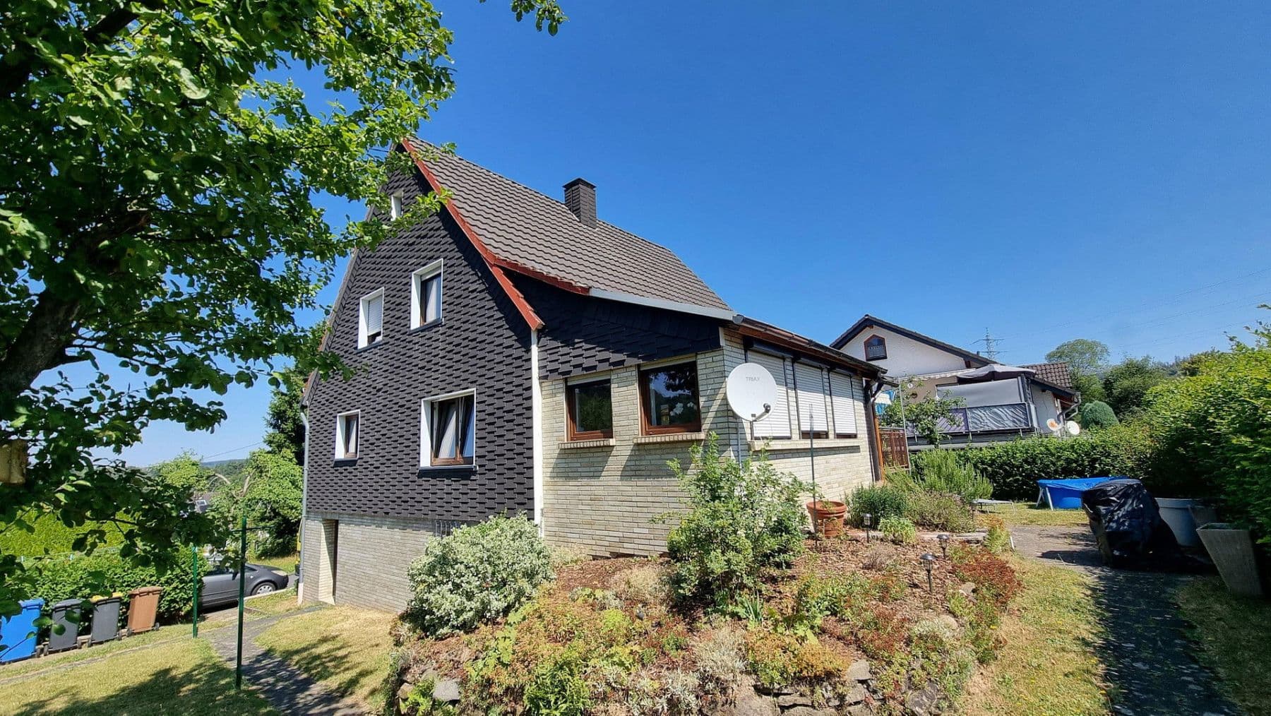 Prodej domu 128 m², pozemek 623 m², Im Heidchesgarten 16, Alsdorf, Porýní-Falc Prodej domu 128 m², pozemek 623 m², Im Heidchesgarten 16, Alsdorf, Porýní-Falc