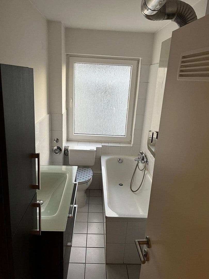 Pronájem bytu 2+1 53 m², Hubertusstraße 5, Hannover, Dolní Sasko Pronájem bytu 2+1 53 m², Hubertusstraße 5, Hannover, Dolní Sasko