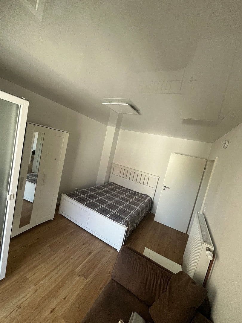 Pronájem bytu 2+1 53 m², Hubertusstraße 5, Hannover, Dolní Sasko Pronájem bytu 2+1 53 m², Hubertusstraße 5, Hannover, Dolní Sasko