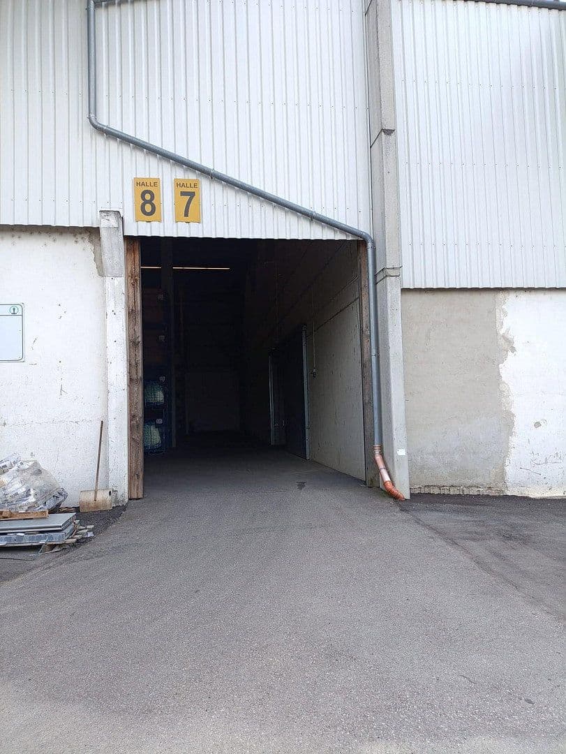 Pronájem nebytového prostoru 7.120 m², Im Gewerbepark 1, Hunderdorf, Bavorsko Pronájem nebytového prostoru 7.120 m², Im Gewerbepark 1, Hunderdorf, Bavorsko